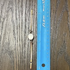 Ladies Elgin Wrist Watch windup non- working watch 10k gold filled band