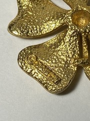 Vintage Sarah Coventry Gold Tone Brushed Polished Four Leaf Clover Brooch Signed