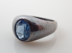 Vintage Hallmark Signed Blue Topaz Bezel Set Sterling Silver Band Ring Sz 9