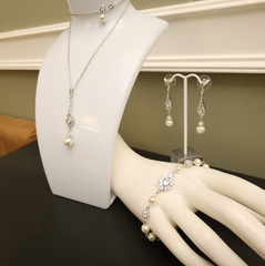 Art Deco jewelry set earrings bracelet necklace ivory faux pearls clear crystals