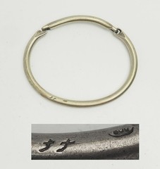 Unusual signed vintage modern 800 silver clasp bangle bracelet Europe