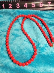 Vintage Red Bead Necklace 1950’s 1960’s Costume Jewelry Excellent Pre-Owned