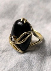 Vintage 18k Gold Electroplated GE Black Onyx Cabochon CZ Ring