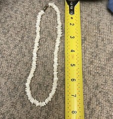 Vintage Natural Hawaiian Puka Shell Necklace 8 Inch Length Surfer