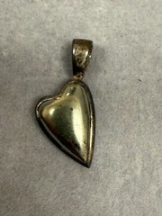 Vintage Heart Women’s Classic Hematite Sterling Retro 3908