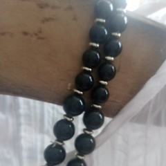 20″ Vintage Black Acrylic Beaded Necklace Gold/Silver Tone Accented Estate…