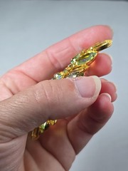 Vintage UNSIGNED Open Back Green Rhinestone Gold Tone Brooch LEAF PIN