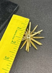 Vintage Brooch Pin Star⭐️Sunburst☀️ Flower GoldTone Abstact 2 Inches Layered