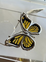 Butterfly Genuine Baltic Amber Necklace Vintage Egg Yolk Butterscotch Polish 老琥珀