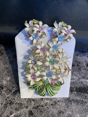 Vintage Rhinestone Gold Tone Enamel Flower Brooch Pin Clip Earrings Set YD-48