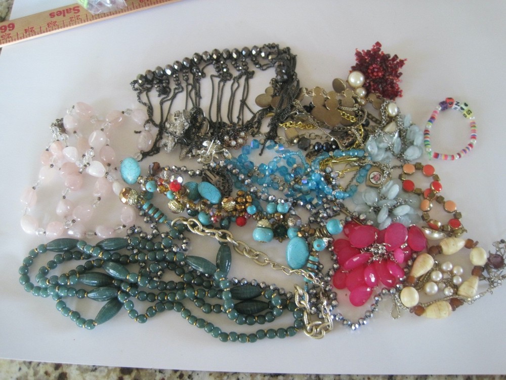 Costume Jewelry 2 Lb Stone Plastic Necklace Bracelet Pin Retro Vintage Bag #4