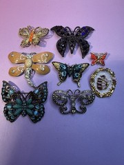 CLEARANCE 65+ Luxury Lot of Vintage and Used Brooches/pendants several Signed