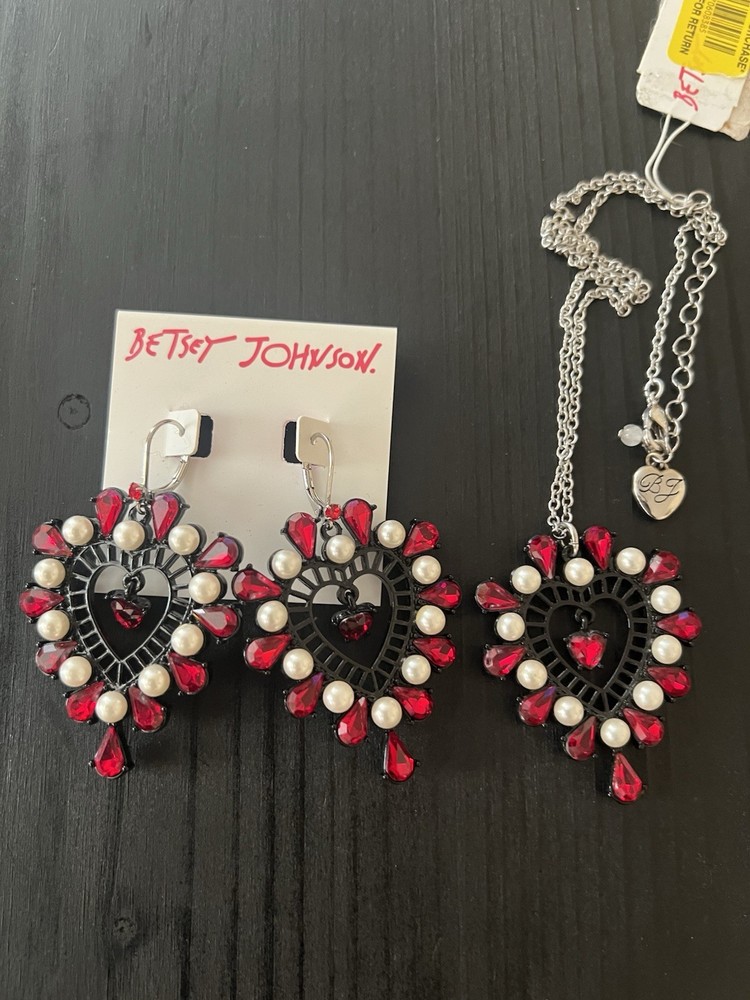 Betsey Johnson Rockin Riches Necklace and Earrings Set Rare – G2