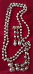 MIRIAM HASKELL 50’S SIGN 2PC S-GREY BAROQUE PEARL ICE CLEAR MONTÉE BRASS ACCENTS