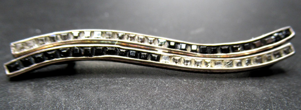 935 Sterling Silver Invisibly Set Sparkling Ice & Black Rhinestone Vintage Pin