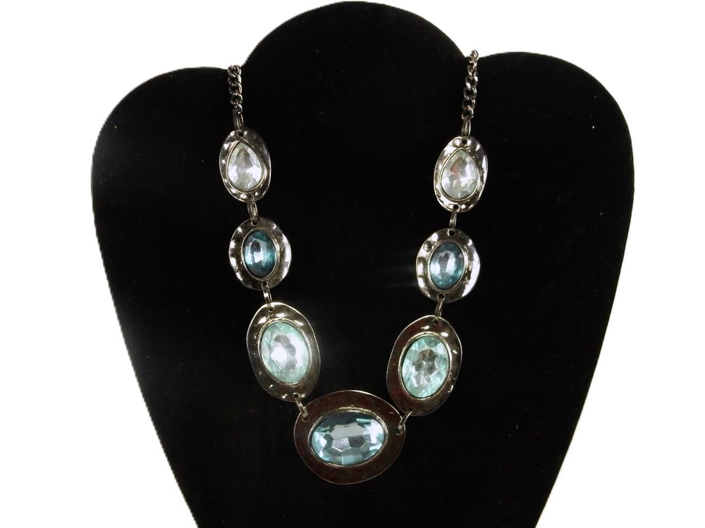23″ Vintage Silver Tone, Faceted Aquamarine Segmented Fashion Necklace JWL-860