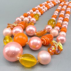 Vintage Beaded Necklace Pink Orange Glass Plastic Bubblegum 13-15″