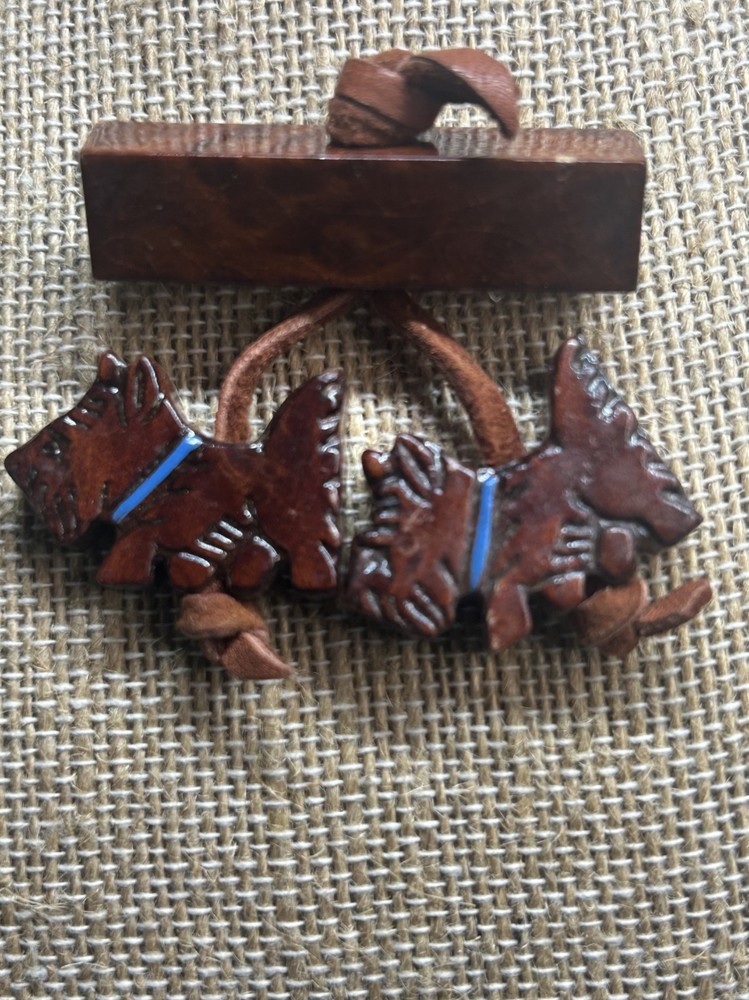 Vintage 1940s Carved Wood Dangling Scottie Dogs Brooch – Leather Cord Pin