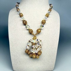 Vintage AB Crystal and Gold Tone Filigree Chandelier Pendant Necklace 22″ Runway