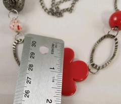 40″ Long Red Plastic Flower Gun Metal Grey Necklace & 6.5″ stretch Bracelet set