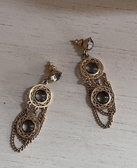Vintage Celebrity Bezel Smokey Gray Crystal Stone Gold Chain Drop Earrings