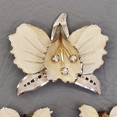 Vintage Flower Brooch Earrings Set Orchid Sugared Clip On Cream Gold Tone