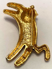 Vintage Anne Klein Gold Tone/Black 2.5″ Striped Happy Relaxing Cat Brooch/Pin
