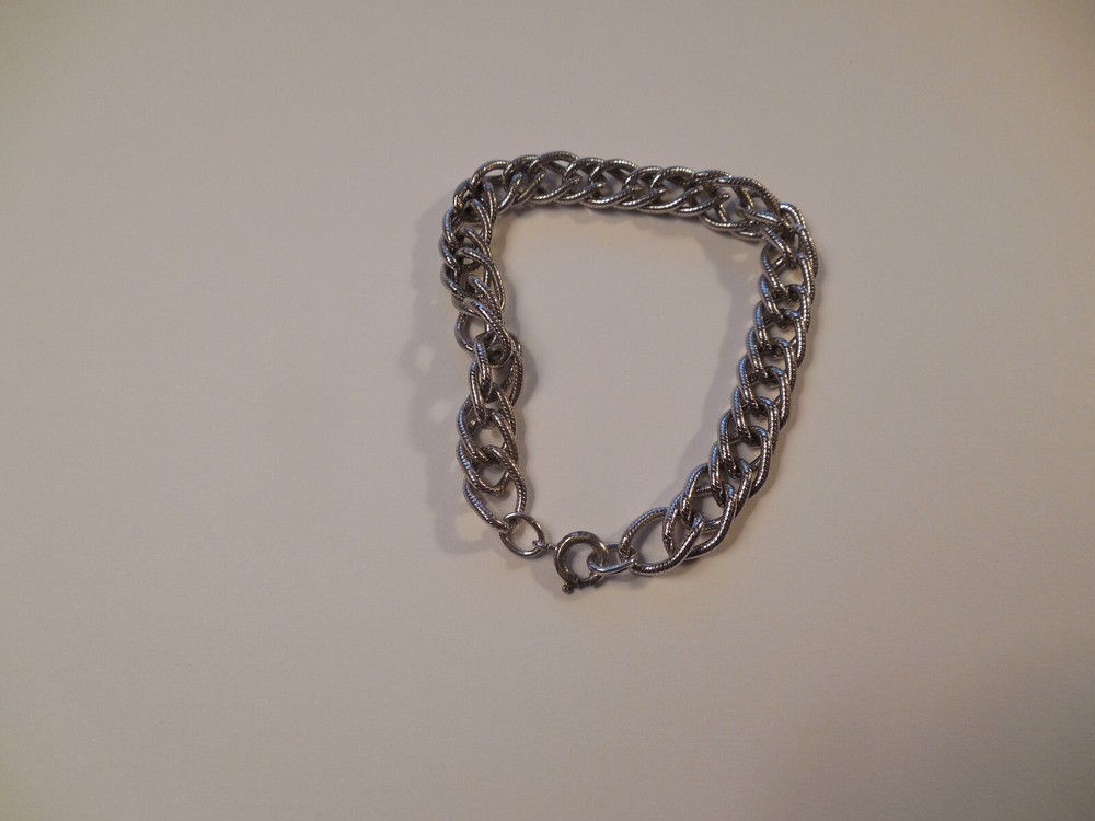 Nice Spencer sterling silver textured charm bracelet no charms 7″
