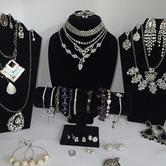Mystery Vintage- Now 1/2 Pound All Wearable Jewelry Lot Some Signed, A Few 925