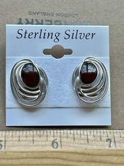 Genuine Baltic Natural Cherry Color Amber Earrings Vintage Butterscotch 老琥珀
