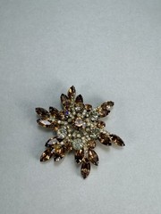 Exquisite Juliana D&E Champagne Rhinestone Starburst Brooch Large Statement Pin