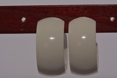 White 1″ x .5″ Hoop Earrings. (#78)