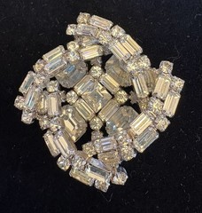 Kramer of New York Signed Brooch Pin Crystal Rhinestones Baguette Square Swirl