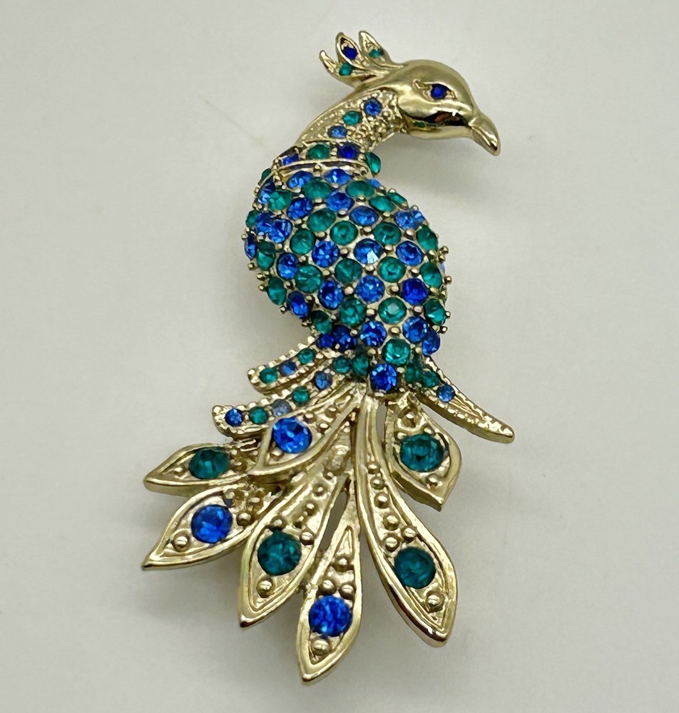 Vintage Unbranded Fashion Peacock Brooch gold metal blue/green gemstones
