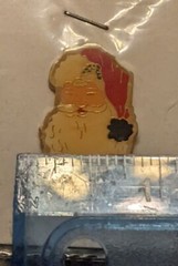 Santa Christmas Pin Brooch 1″ Ivy Bow Original Packaging Vintage R. O. S. NEW