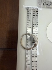 18 Kt HGE white gold Vintage ring Size 9, 9mm Wide Ring head, 2.90 Grams weight
