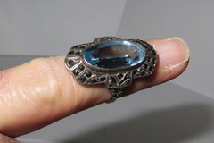 Vintage Woman’s Sterling Silver Ring with Long Blue Stone Size 6