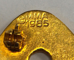 Vintage MMA 1985 Signed Metropolitan Museum Of Art Black Enamel Cat Brooch / Pin