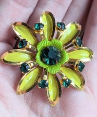 Vtg Chartreuse Lime Green Yellow Enamel Rhinestone Flower Brooch Pin Gold Tone