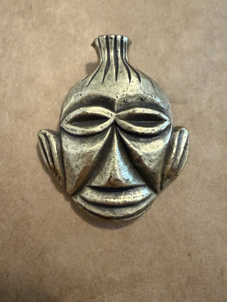 Vintage N.Y.C. Paristyle Unisex Brooch Pin Gold Tone Metal 2 1/2 Tribal Design
