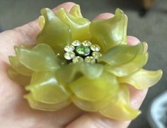 Vtg Frosted Green Soft Molded Plastic Rhinestone Flower Brooch SilverTone