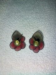 vintage jewelry a variety of jewelry but also can be sold individually