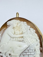 14K Gold 1.3 Inch Carved Edwardian Shell Cameo Brooch & Pendant
