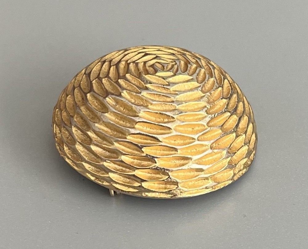 VTG Gold Tone Textured Domed Round 3-D Button Brooch Chunky 1.5”
