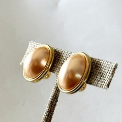 Vintage Monet Earrings Faux Peach Pearl and Gold Tone Clip on