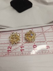 Lisner Vintage Ab Clear Crystal Beaded Cluster Clip-on Earrings Gold-toned