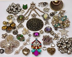Lot Vintage & Modern Jewelry Parts Broken Repurpose Craft Rhinestones Harvest 3