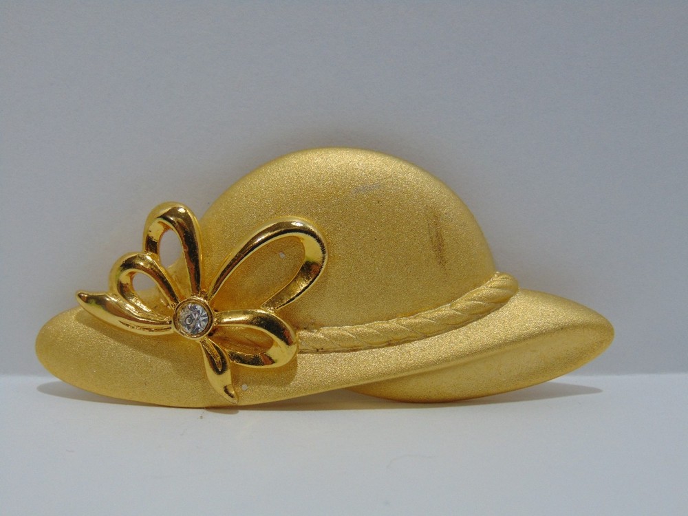 Vintage Tona Lady’s Hat Bow Clear Rhinestone Brooch Pin Gold Tone