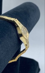 Vintage Seiko Women’s Quartz Watch Gold Tone Textured 1400-7389 7″