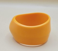VINTAGE 80’s MOD Chunky Irregular Asymmetrical Orange Plastic Bangle Bracelet